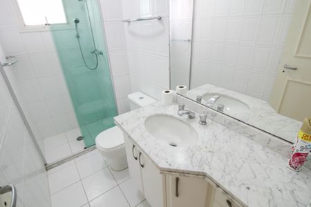 Apartamento para alugar com 101m², 3 quartos e 2 vagasBanheiro 2 - Social
