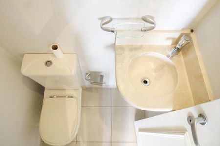 Apartamento para alugar com 101m², 3 quartos e 2 vagasBanheiro 3 - Lavabo