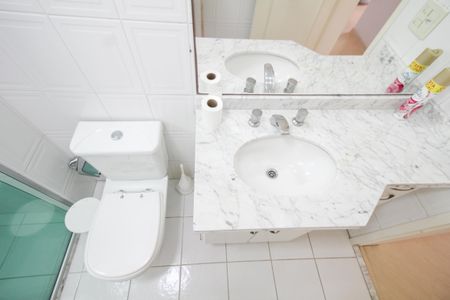 Apartamento para alugar com 101m², 3 quartos e 2 vagasBanheiro 2 - Social