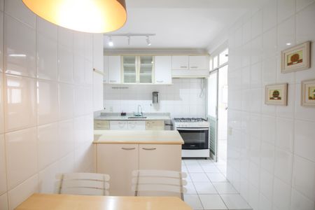 Apartamento para alugar com 101m², 3 quartos e 2 vagasCozinha