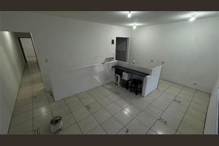 Casa à venda com 4 quartos, 220m² em Jardim Teles de Menezes, Santo André