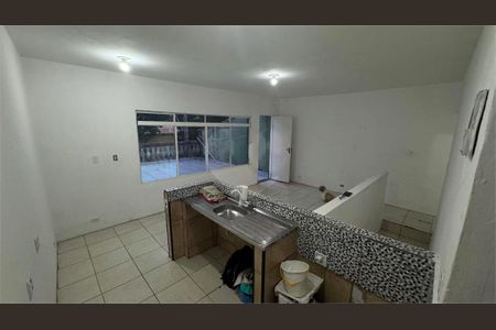 Casa à venda com 220m², 4 quartos e 2 vagas