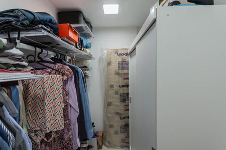 Apartamento à venda com 75m², 2 quartos e 1 vagaCloset