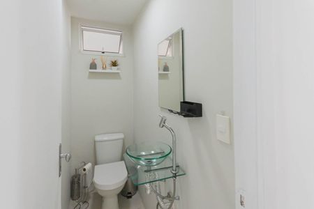 Apartamento à venda com 75m², 2 quartos e 1 vagaLavabo