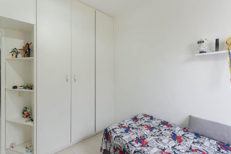 Apartamento à venda com 75m², 2 quartos e 1 vagaQuarto 2