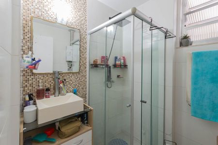 Apartamento à venda com 75m², 2 quartos e 1 vagaBanheiro