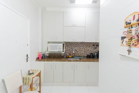 Apartamento à venda com 75m², 2 quartos e 1 vagaCozinha e Área de Serviço