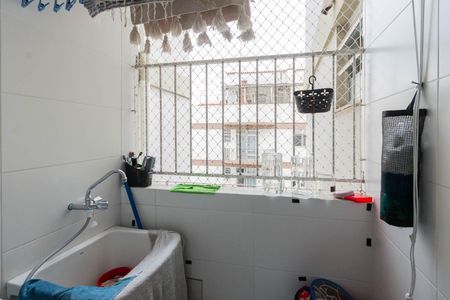 Apartamento à venda com 75m², 2 quartos e 1 vagaCozinha e Área de Serviço