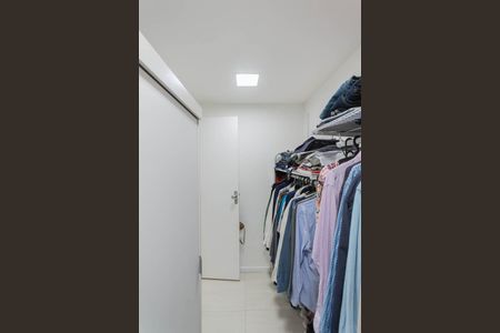Apartamento à venda com 75m², 2 quartos e 1 vagaCloset