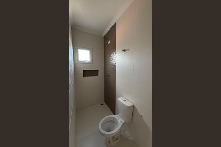 Apartamento à venda com 100m², 2 quartos e 1 vaga Apartamento à venda com 100m², 2 quartos e 1 vagaBanheiro da Suíte