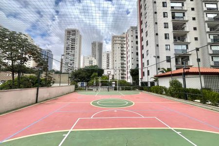 Apartamento à venda com 100m², 2 quartos e 1 vagaÁrea comum 