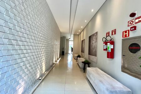 Apartamento à venda com 100m², 2 quartos e 1 vagaHall social