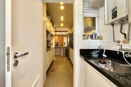 Apartamento à venda com 100m², 2 quartos e 1 vagaÁrea de Serviço