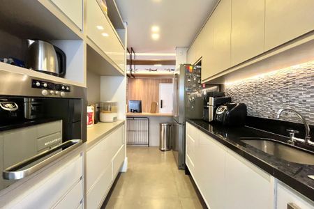 Apartamento à venda com 100m², 2 quartos e 1 vagaCozinha