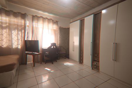 Casa para alugar com 70m², 2 quartos e sem vagasuíte