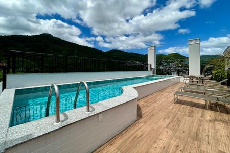 Apartamento para alugar com 99m², 3 quartos e 2 vagasÁrea comum - Piscina