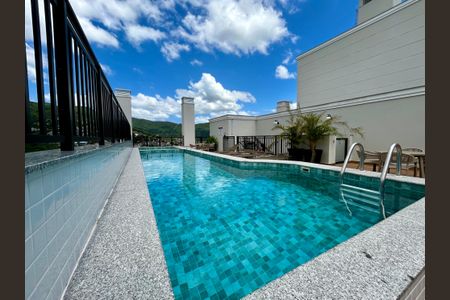Apartamento para alugar com 99m², 3 quartos e 2 vagasÁrea comum - Piscina