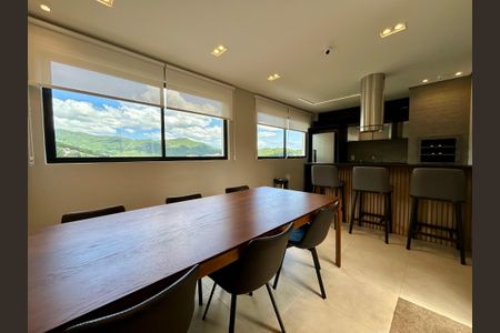 Apartamento para alugar com 99m², 3 quartos e 2 vagasÁrea comum - Salão de festas