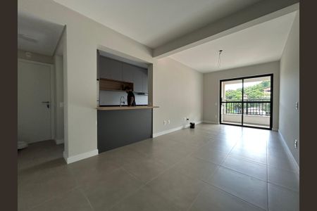 Sala de apartamento para alugar com 3 quartos, 99m² em Saco Grande, Florianópolis