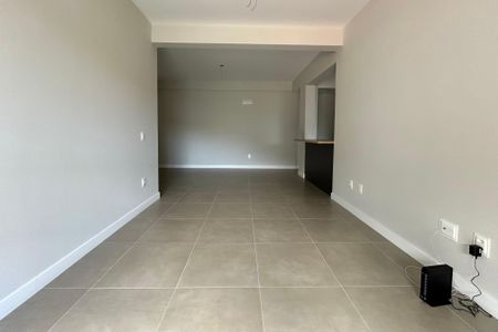 Apartamento para alugar com 99m², 3 quartos e 2 vagasSala