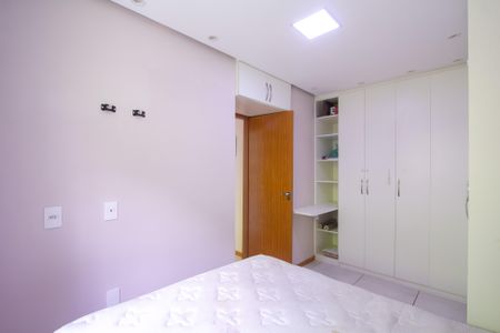 Apartamento para alugar com 55m², 2 quartos e 1 vagaQuarto 2