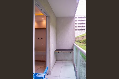 Varanda da Sala de apartamento para alugar com 2 quartos, 55m² em Maria Paula, São Gonçalo