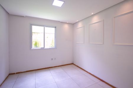 Quarto 1 de apartamento para alugar com 2 quartos, 55m² em Maria Paula, São Gonçalo