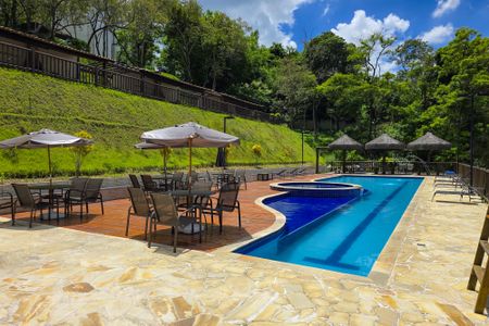 Apartamento para alugar com 55m², 2 quartos e 1 vagaÁrea comum - Piscina