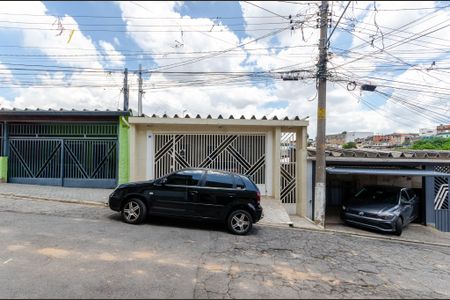 Casa para alugar com 90m², 4 quartos e sem vaga Casa para alugar com 90m², 4 quartos e sem vagaFachada