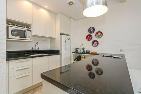 Cozinha de apartamento para alugar com 1 quarto, 80m² em Moinhos de Vento, Porto Alegre