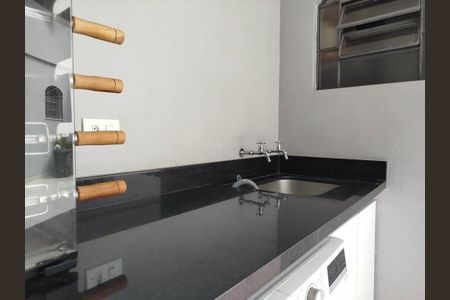 Casa à venda com 170m², 3 quartos e 2 vagas Casa à venda com 170m², 3 quartos e 2 vagasÁrea de serviço