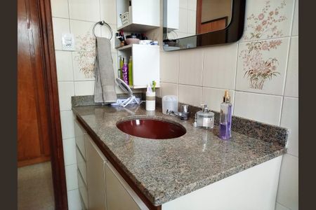 Casa à venda com 170m², 3 quartos e 2 vagas Casa à venda com 170m², 3 quartos e 2 vagasBanheiro 1- suíte 1