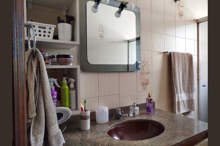 Casa à venda com 170m², 3 quartos e 2 vagas Casa à venda com 170m², 3 quartos e 2 vagasBanheiro 1- suíte 1