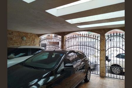 Casa à venda com 170m², 3 quartos e 2 vagas Casa à venda com 170m², 3 quartos e 2 vagasGaragem