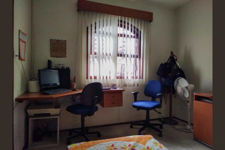 Casa à venda com 170m², 3 quartos e 2 vagas Casa à venda com 170m², 3 quartos e 2 vagasSuíte 3