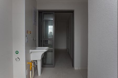 Apartamento à venda com 115m², 3 quartos e 2 vagas Apartamento à venda com 115m², 3 quartos e 2 vagasÁrea de Serviço
