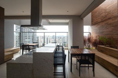 Apartamento à venda com 115m², 3 quartos e 2 vagas Apartamento à venda com 115m², 3 quartos e 2 vagasÁrea Comum