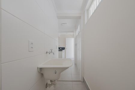 Apartamento para alugar com 32m², 1 quarto e 1 vagaÁrea de Serviço