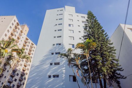 Apartamento para alugar com 32m², 1 quarto e 1 vagaFachada