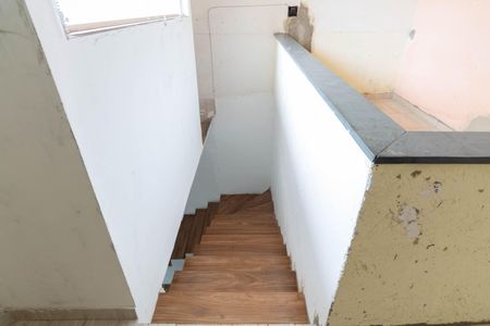 Escada de casa para alugar com 3 quartos, 120m² em Campo Grande, Rio de Janeiro