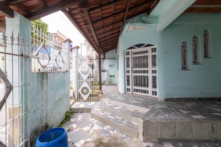 Casa para alugar com 120m², 3 quartos e 1 vagaÁrea externa