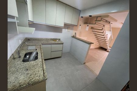 Cozinha de casa para alugar com 2 quartos, 120m² em Itaipuaçu, Maricá