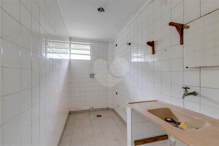 Casa à venda com 472m², 5 quartos e 6 vagas