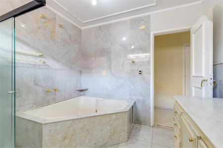 Casa à venda com 472m², 5 quartos e 6 vagas