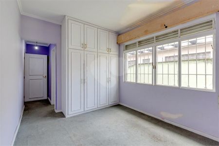 Casa à venda com 472m², 5 quartos e 6 vagas