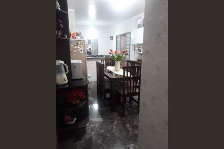 Casa à venda com 2 quartos, 154m² em Vila Suíça, Santo André