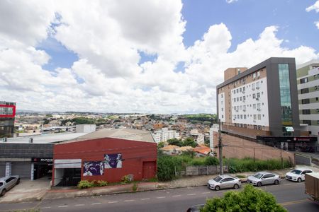 Vista da Sala de apartamento para alugar com 3 quartos, 74m² em Cabral, Contagem
