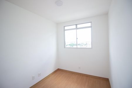 Apartamento para alugar com 74m², 3 quartos e 2 vagas Apartamento para alugar com 74m², 3 quartos e 2 vagasQuarto 2