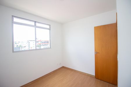 Apartamento para alugar com 74m², 3 quartos e 2 vagas Apartamento para alugar com 74m², 3 quartos e 2 vagasQuarto Suíte