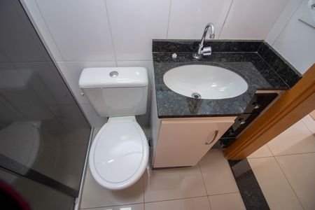Apartamento para alugar com 74m², 3 quartos e 2 vagas Apartamento para alugar com 74m², 3 quartos e 2 vagasBanheiro Social